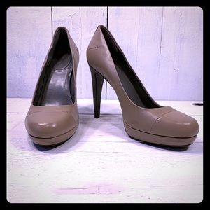 Calvin Klein Blythe Kidskin Platform Heel Taupe 7